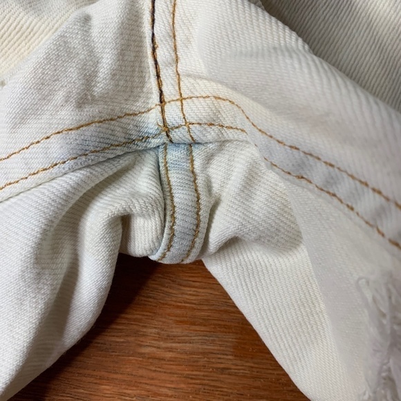 LEVI'S 100% Cotton White/Acid Washed Light Blue Jean Shorts Size JR 7 (1099) - Picture 6 of 13